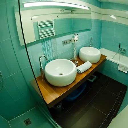 Отель Echo